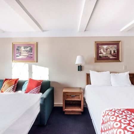 Oyo Hotel Wadsworth Oh I-76 Luaran gambar