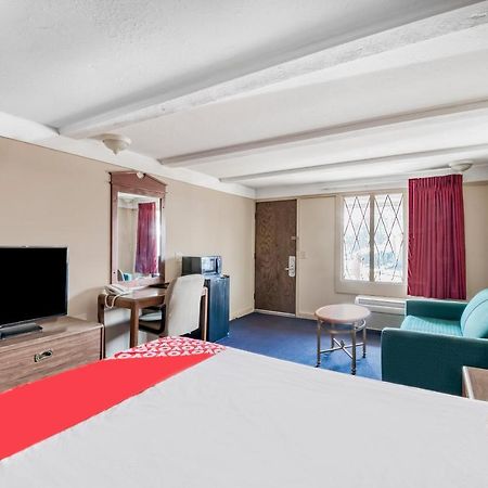 Oyo Hotel Wadsworth Oh I-76 Luaran gambar