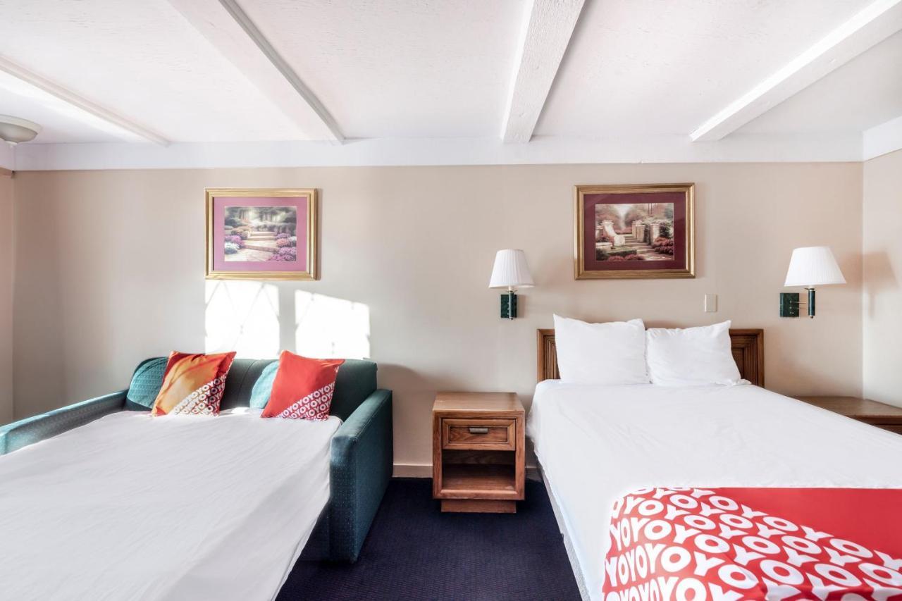 Oyo Hotel Wadsworth Oh I-76 Luaran gambar