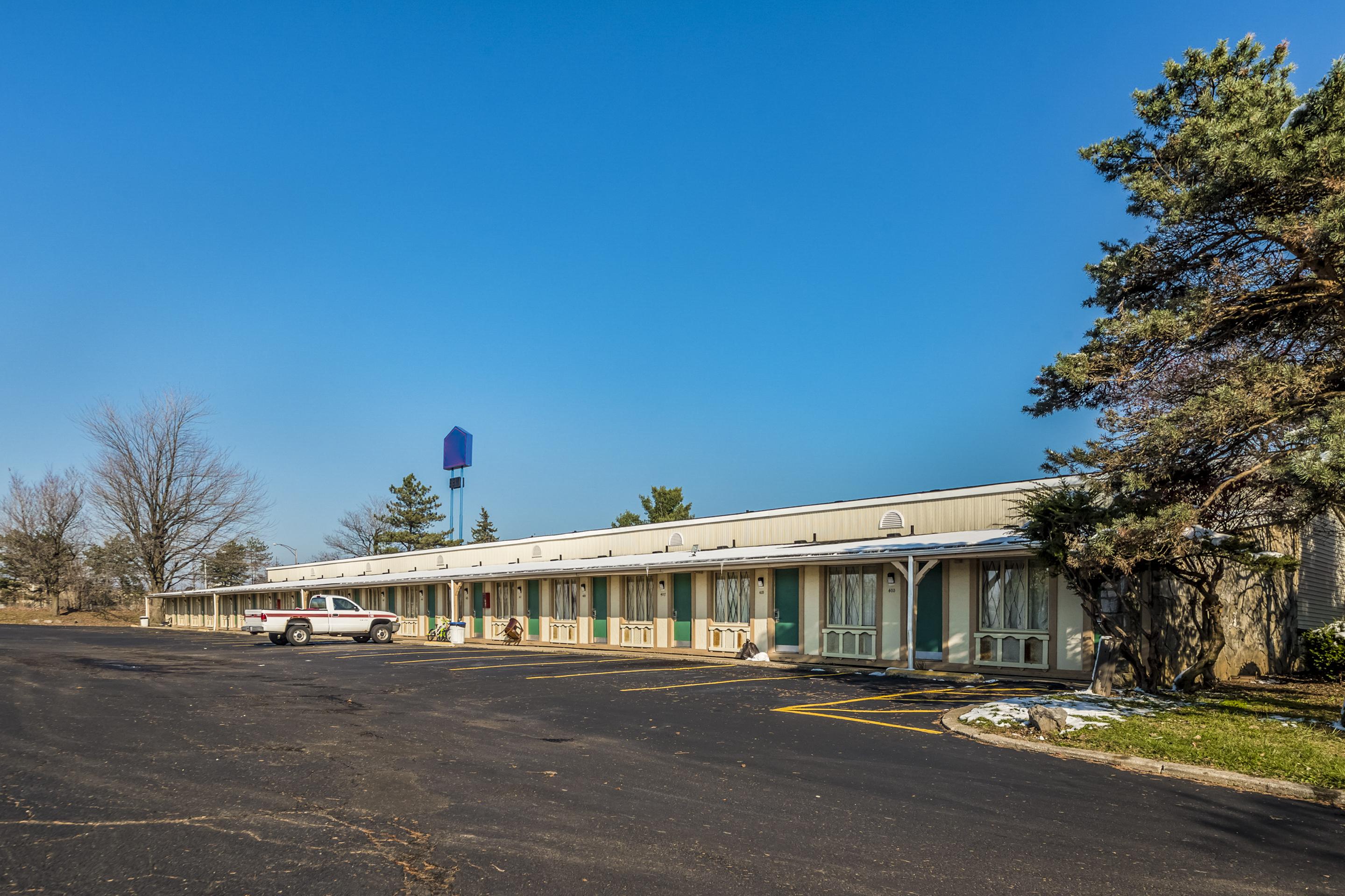 Oyo Hotel Wadsworth Oh I-76 Luaran gambar