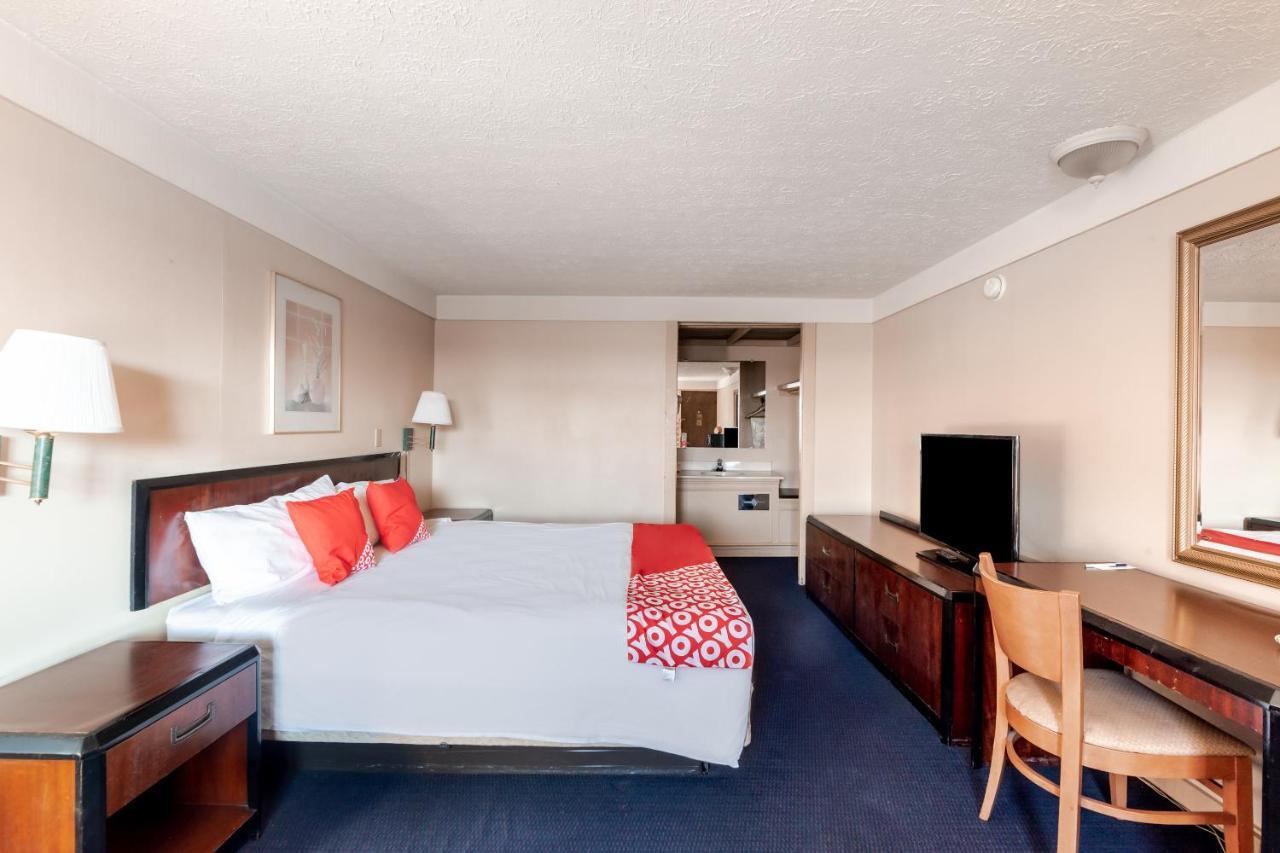 Oyo Hotel Wadsworth Oh I-76 Luaran gambar