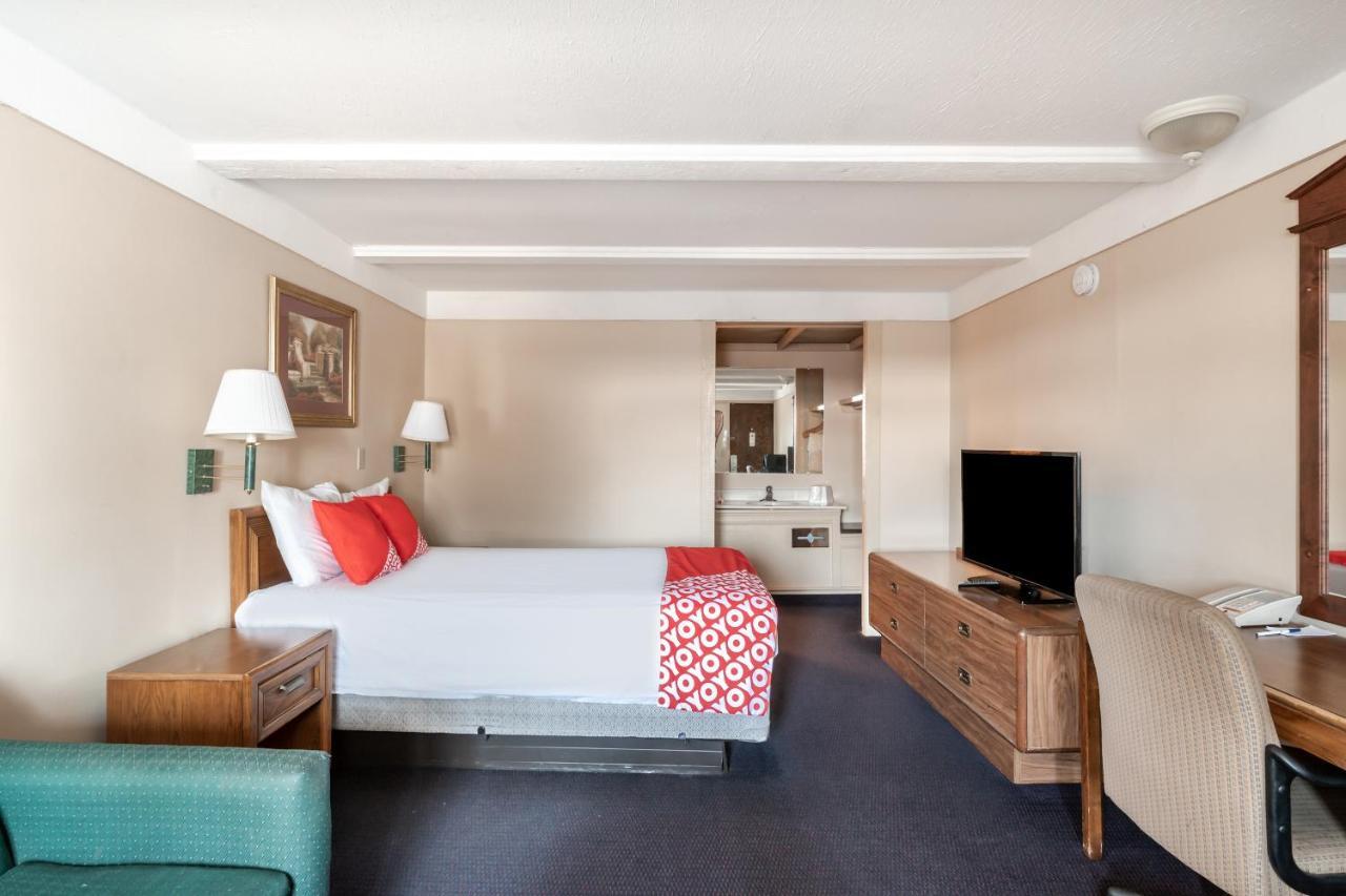Oyo Hotel Wadsworth Oh I-76 Luaran gambar