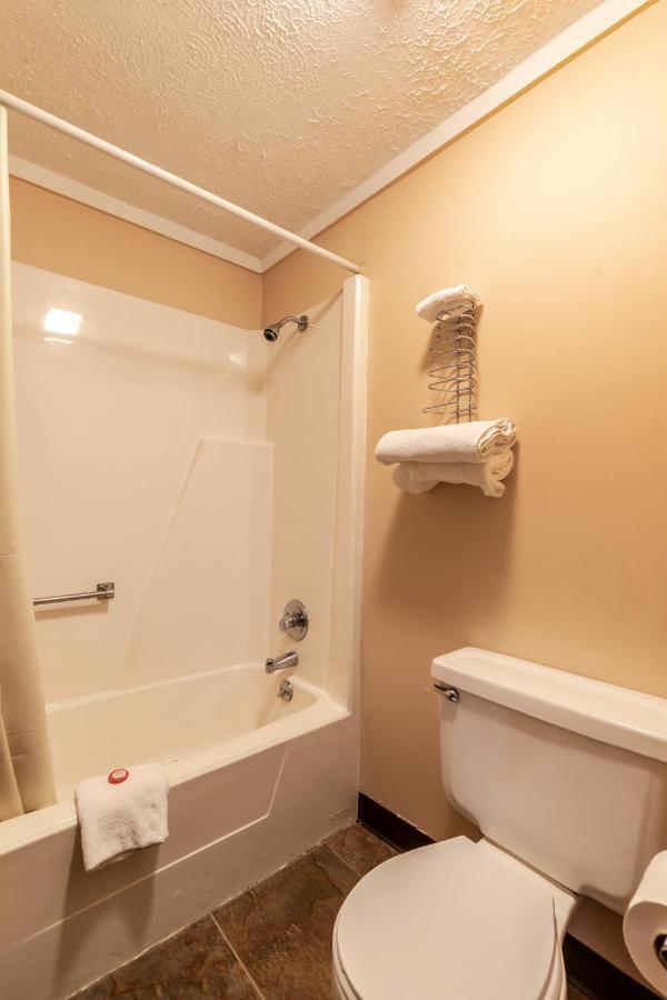 Oyo Hotel Wadsworth Oh I-76 Luaran gambar